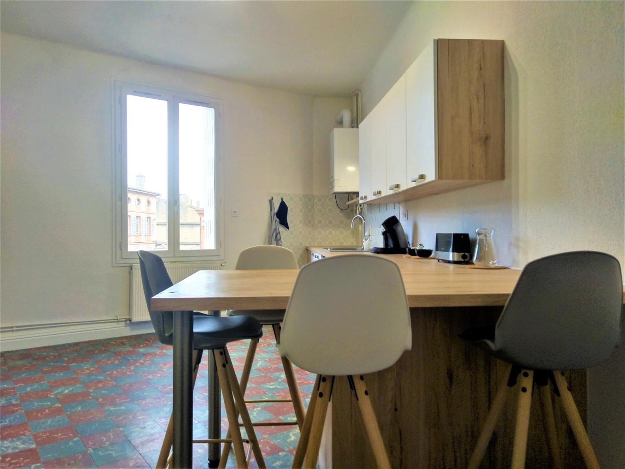 Chambre Privee Et Spacieuse Au Sein D'Un Logement Partage - Central, Quartier Villebourbon - 3 Chambres Doubles - 2 Balcons - Places De Stationnements Gratuites - 5 Min A Pied Gare Et Hypercentre Montauban Eksteriør billede