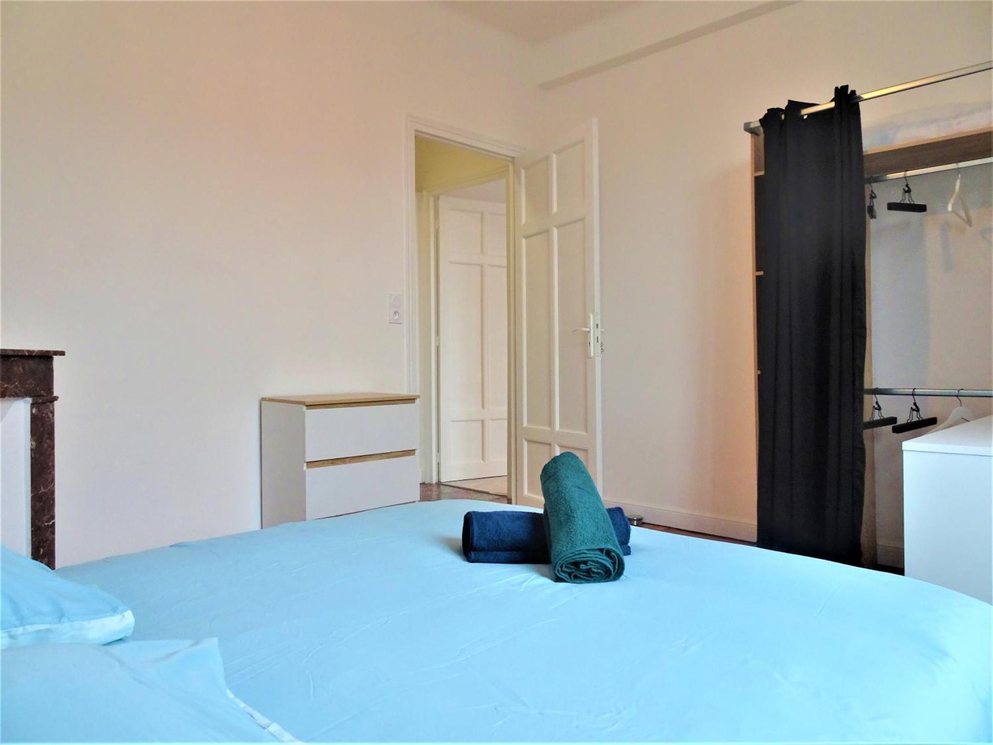 Chambre Privee Et Spacieuse Au Sein D'Un Logement Partage - Central, Quartier Villebourbon - 3 Chambres Doubles - 2 Balcons - Places De Stationnements Gratuites - 5 Min A Pied Gare Et Hypercentre Montauban Eksteriør billede